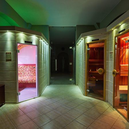 Hotel Na Polboru Sieradz Eksteriør bilde